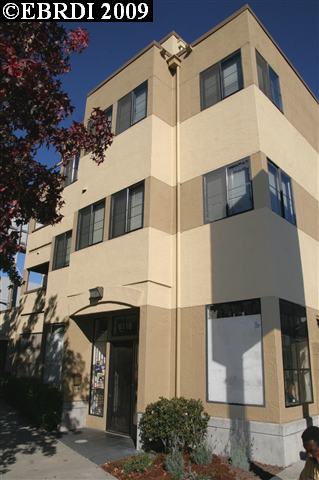6116 TELEGRAPH AVE, OAKLAND, California 94609-1362, ,Comm Ri Multi-units 5+,For Sale,TELEGRAPH AVE,40390250