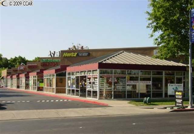 1800 MONUMENT BLVD, CONCORD, California 94520-3870, ,Comm Industrial For Lease,For Rent,MONUMENT BLVD,40936395