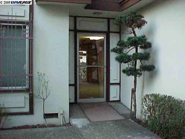 19830 Lake Chabot Rd., CASTRO VALLEY, California 94546, ,Comm Industrial For Lease,For Rent,Lake Chabot Rd.,40936485
