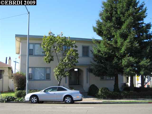 909 AILEEN ST, OAKLAND, California 94608-2805, ,Comm Ri Multi-units 5+,For Sale,AILEEN ST,40396020