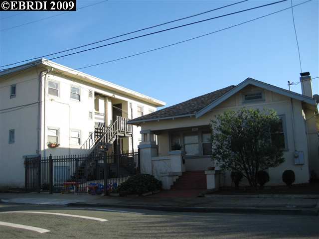 909 AILEEN ST, OAKLAND, California 94608-2805, ,Comm Ri Multi-units 5+,For Sale,AILEEN ST,40396020
