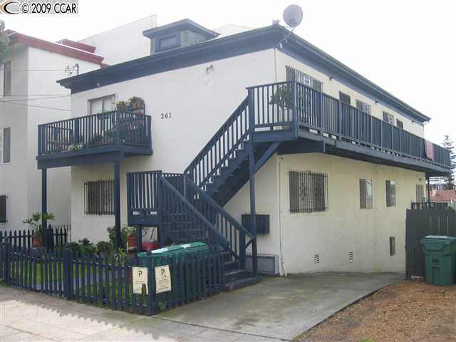 261 Lester Ave, OAKLAND, California 94606-1225, ,Comm Ri Multi-units 5+,For Sale,Lester Ave,40398179
