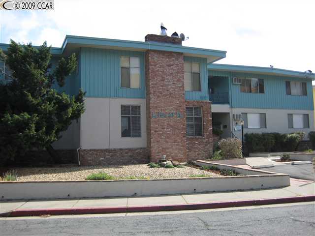 1376 CREEKSIDE DR, WALNUT CREEK, California 94596-5732, ,Comm Ri Multi-units 5+,For Sale,CREEKSIDE DR,40398971