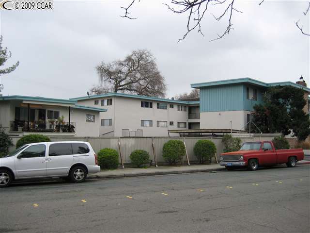 1376 CREEKSIDE DR, WALNUT CREEK, California 94596-5732, ,Comm Ri Multi-units 5+,For Sale,CREEKSIDE DR,40398971