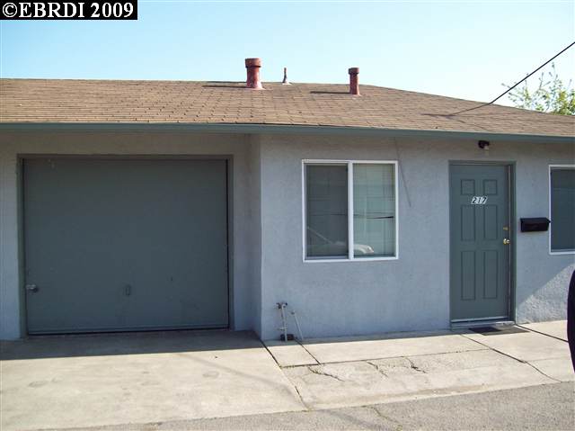 207 HATHAWAY CT, HAYWARD, California 94541-3718, ,Comm Ri Multi-units 5+,For Sale,HATHAWAY CT,40404559