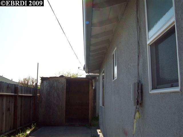 207 HATHAWAY CT, HAYWARD, California 94541-3718, ,Comm Ri Multi-units 5+,For Sale,HATHAWAY CT,40404559