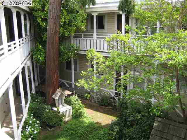 1005 FERRY ST, MARTINEZ, California 94553-1629, ,Comm Ri Multi-units 5+,For Sale,FERRY ST,40411653