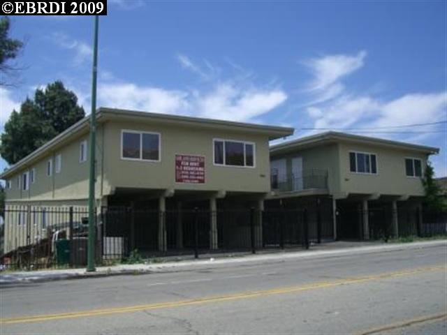 9825 MACARTHUR BLVD, OAKLAND, California 94605-4866, ,Comm Ri Multi-units 5+,For Sale,MACARTHUR BLVD,40415743