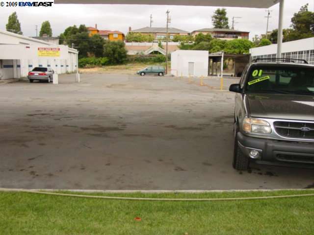 21986 MISSION BLVD, HAYWARD, California 94541-2643, ,Comm Lots And Land,For Sale,MISSION BLVD,40933938