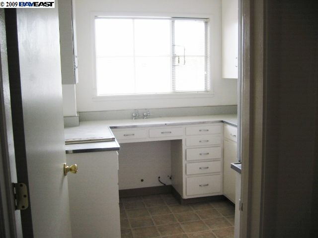 1472 B ST, #2C, HAYWARD, California 94541-2902, ,Comm Industrial For Lease,For Rent,B ST, #2C,40936740