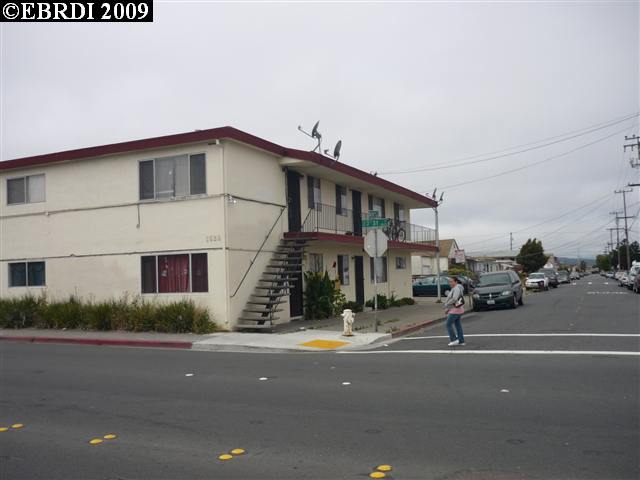 1529 23RD ST, SAN PABLO, California 94806-4824, ,Comm Ri Multi-units 5+,For Sale,23RD ST,40421406
