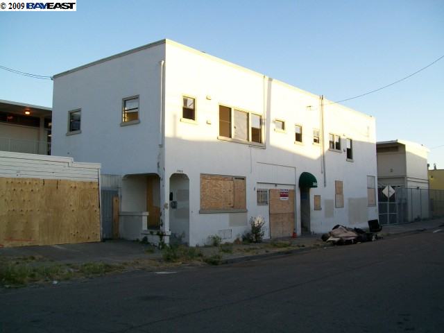 2802 68TH AVE, OAKLAND, California 94605-2057, ,Comm Ri Multi-units 5+,For Sale,68TH AVE,40425091