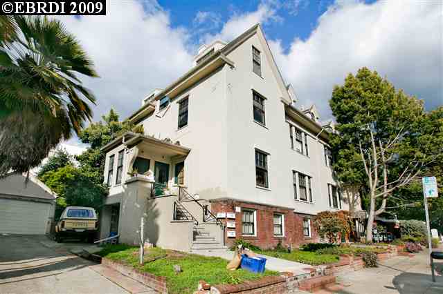 2137 HASTE ST, BERKELEY, California 94704-2018, ,Comm Ri Multi-units 5+,For Sale,HASTE ST,40428929