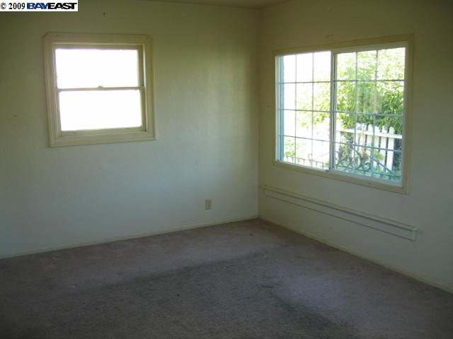 15933 MARCELLA ST, SAN LEANDRO, California 94578-2121, ,Comm Ri Multi-units 5+,For Sale,MARCELLA ST,40437394