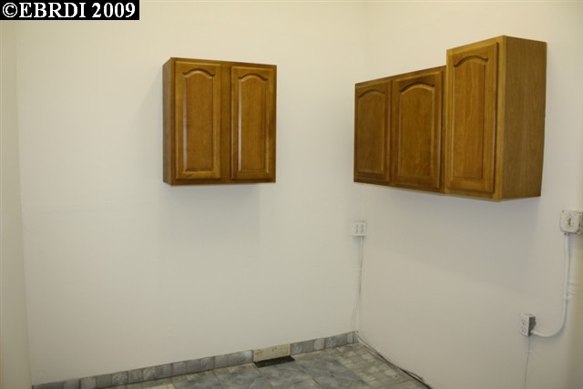 1431 23RD AVE, OAKLAND, California 94606-5016, ,Comm Industrial For Lease,For Rent,23RD AVE,40936920