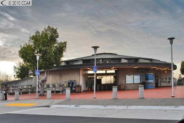1337 HENRY ST, BERKELEY, California 94709-1928, ,Comm Ri Multi-units 5+,For Sale,HENRY ST,40446148
