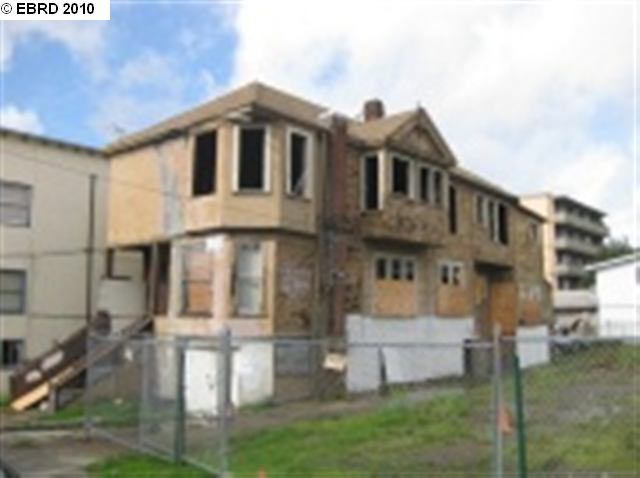 2023 CHANNING WAY, BERKELEY, California 94704-1915, ,Comm Ri Multi-units 5+,For Sale,CHANNING WAY,40447372
