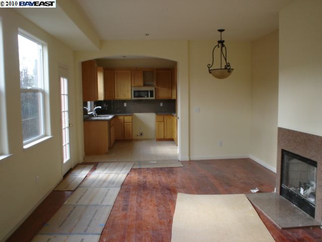 4107 TODDIKA LN, CASTRO VALLEY, California 94546, ,Comm Ri Multi-units 5+,For Sale,TODDIKA LN,40451281