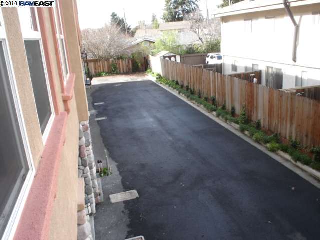 4107 TODDIKA LN, CASTRO VALLEY, California 94546, ,Comm Ri Multi-units 5+,For Sale,TODDIKA LN,40451281