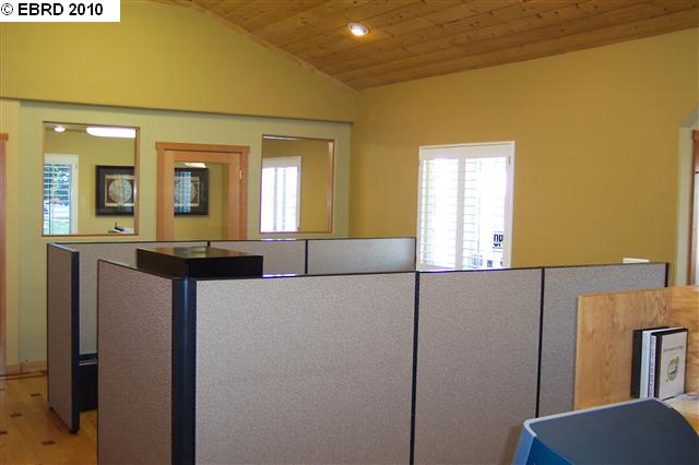 2 BELSHAW ST, ANTIOCH, California 94509-2609, ,Comm Industrial For Lease,For Rent,BELSHAW ST,40937025