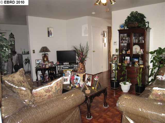 1525 Harmon Street, BERKELEY, California 94703-2664, ,Comm Ri Multi-units 5+,For Sale,Harmon Street,40457938