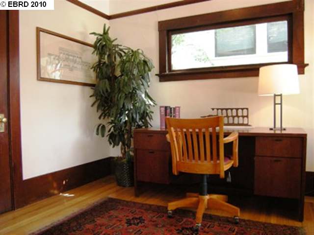 6330 TELEGRAPH AVE, OAKLAND, California 94609-1329, ,Comm Ri Multi-units 5+,For Sale,TELEGRAPH AVE,40458097