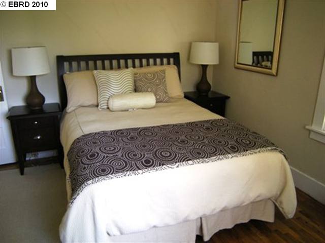 6330 TELEGRAPH AVE, OAKLAND, California 94609-1329, ,Comm Ri Multi-units 5+,For Sale,TELEGRAPH AVE,40458097