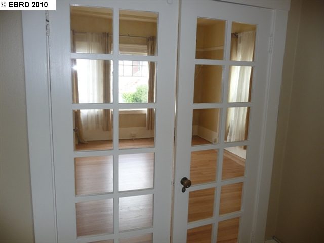746 Rand Ave, OAKLAND, California 94610, ,Comm Ri Multi-units 5+,For Sale,Rand Ave,40459991