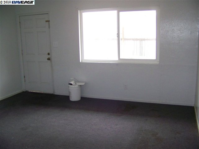 2605 & 2545 26TH AVE, OAKLAND, California 94601-1906, ,Comm Ri Multi-units 5+,For Sale,& 2545 26TH AVE,40462315