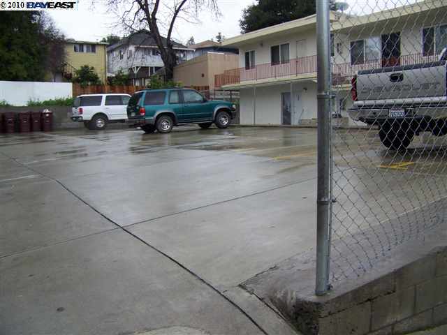 2605 & 2545 26TH AVE, OAKLAND, California 94601-1906, ,Comm Ri Multi-units 5+,For Sale,& 2545 26TH AVE,40462315