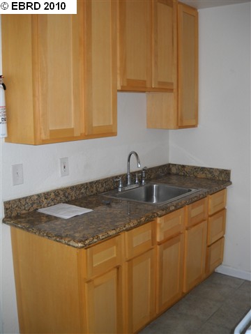 1613 6th Street, BERKELEY, California 94710, ,Comm Ri Multi-units 5+,For Sale,6th Street,40462763