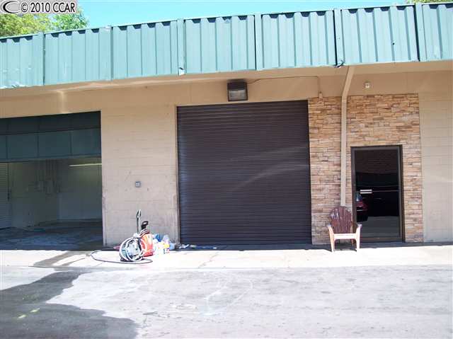 2849 WILLOW PASS RD, Unit C, CONCORD, California 94519-2553, ,Comm Industrial For Lease,For Rent,WILLOW PASS RD, Unit C,40937055