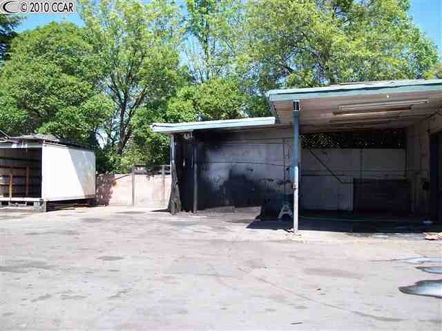 2849 WILLOW PASS RD, Unit C, CONCORD, California 94519-2553, ,Comm Industrial For Lease,For Rent,WILLOW PASS RD, Unit C,40937055