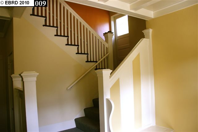 2339 WARD ST, BERKELEY, California 94705-1110, ,Comm Ri Multi-units 5+,For Sale,WARD ST,40467381