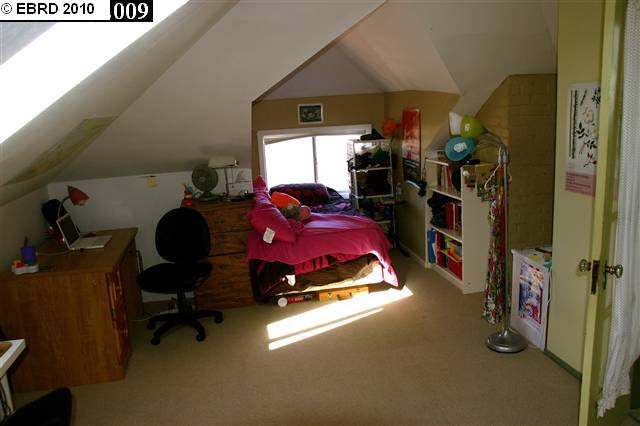2339 WARD ST, BERKELEY, California 94705-1110, ,Comm Ri Multi-units 5+,For Sale,WARD ST,40467381