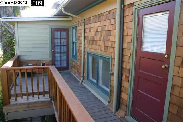 2339 WARD ST, BERKELEY, California 94705-1110, ,Comm Ri Multi-units 5+,For Sale,WARD ST,40467381