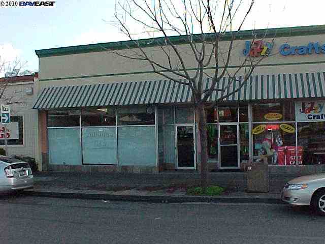 3327 Castro Valley Bl, CASTRO VALLEY, California 94546, ,Comm Industrial For Lease,For Rent,Castro Valley Bl,40937085