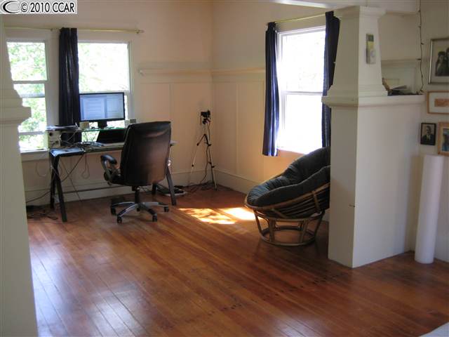 30 NICHOLL AVE, RICHMOND, California 94801-3919, ,Comm Ri Multi-units 5+,For Sale,NICHOLL AVE,40474277