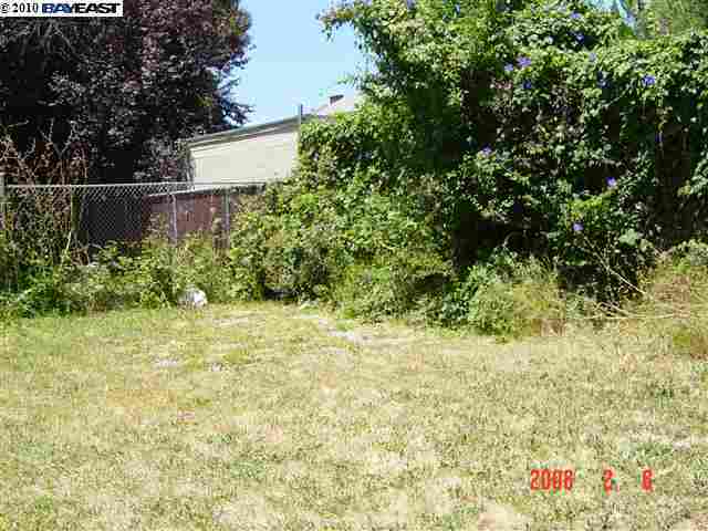 1625 PRINCE ST, BERKELEY, California 94703-2311, ,Comm Ri Multi-units 5+,For Sale,PRINCE ST,40474437