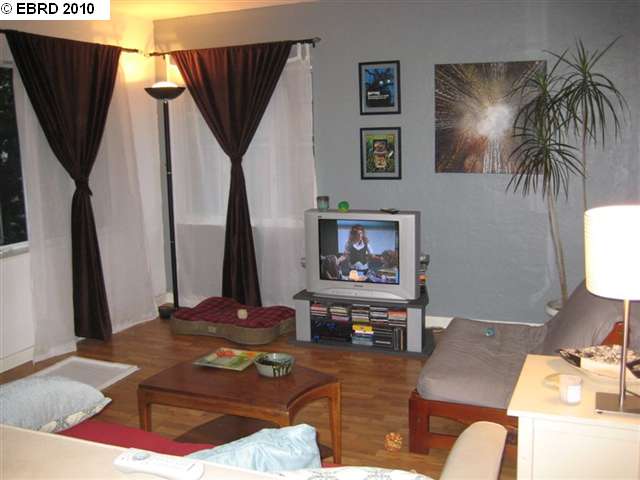 539 MANDANA BLVD, OAKLAND, California 94610-2215, ,Comm Ri Multi-units 5+,For Sale,MANDANA BLVD,40476875