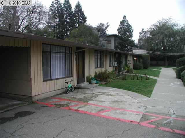 2323 SAN JUAN AVE, WALNUT CREEK, California 94597-3033, ,Comm Ri Multi-units 5+,For Sale,SAN JUAN AVE,40480343