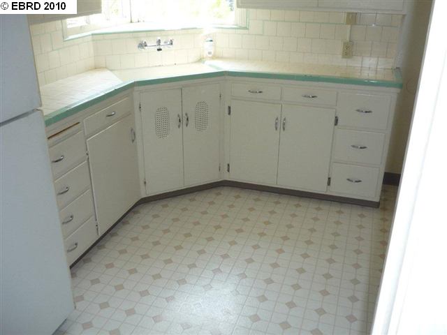 1335 28TH ST, OAKLAND, California 94606-3207, ,Comm Ri Multi-units 5+,For Sale,28TH ST,40480497