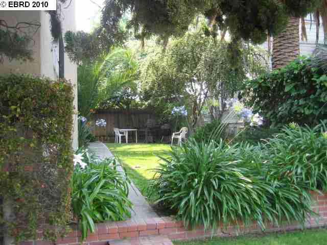 1335 28TH ST, OAKLAND, California 94606-3207, ,Comm Ri Multi-units 5+,For Sale,28TH ST,40480497