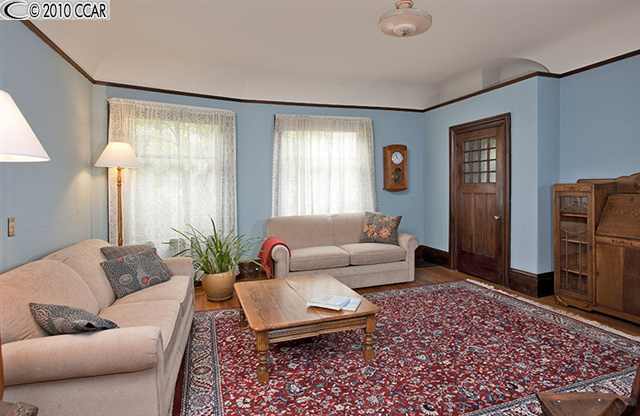 2610 College Ave, BERKELEY, California 94704-3407, ,Comm Ri Multi-units 5+,For Sale,College Ave,40482816