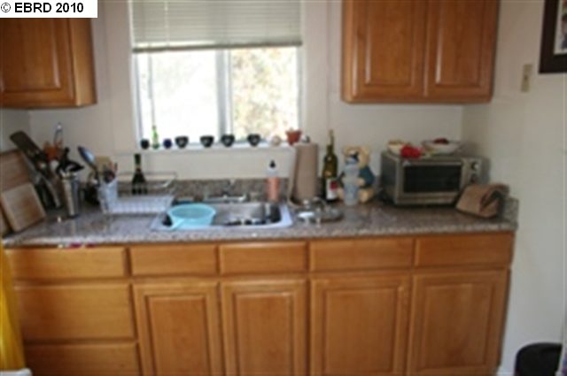 1429 MARTIN LUTHER KING JR WAY, BERKELEY, California 94709-1941, ,Comm Ri Multi-units 5+,For Sale,MARTIN LUTHER KING JR WAY,40484386