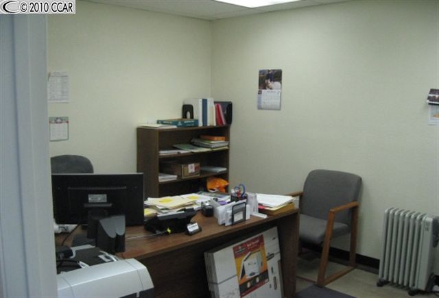 444 PRESTON CT, LIVERMORE, California 94551-9679, ,Comm Industrial For Lease,For Rent,PRESTON CT,40937160