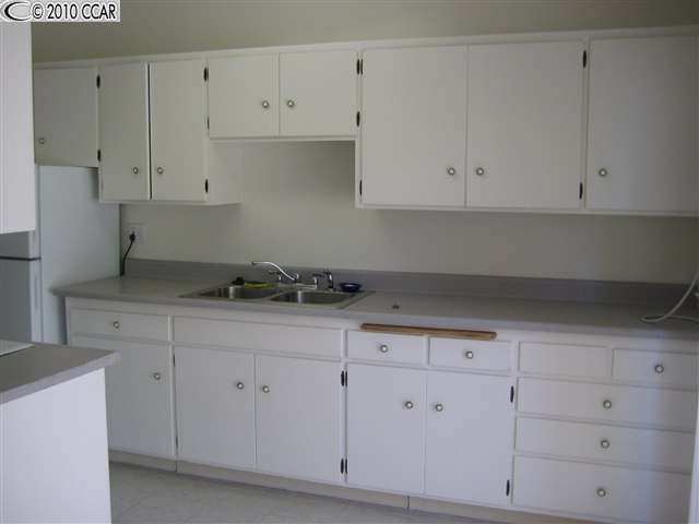 1170 LINCOLN AVE, WALNUT CREEK, California 94596-4709, ,Comm Ri Multi-units 5+,For Sale,LINCOLN AVE,40496263
