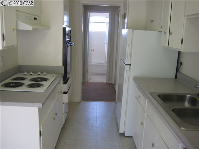 1170 LINCOLN AVE, WALNUT CREEK, California 94596-4709, ,Comm Ri Multi-units 5+,For Sale,LINCOLN AVE,40496263