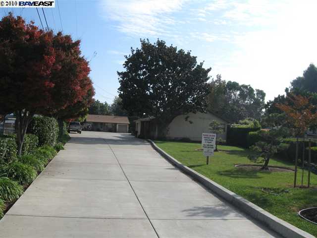 21337 Cambra Ct., HAYWARD, California 94541, ,Comm Ri Multi-units 5+,For Sale,Cambra Ct.,40498110