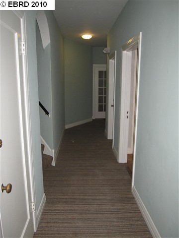 4423 Edgewood Avenue, OAKLAND, California 94606, ,Comm Ri Multi-units 5+,For Sale,Edgewood Avenue,40502149